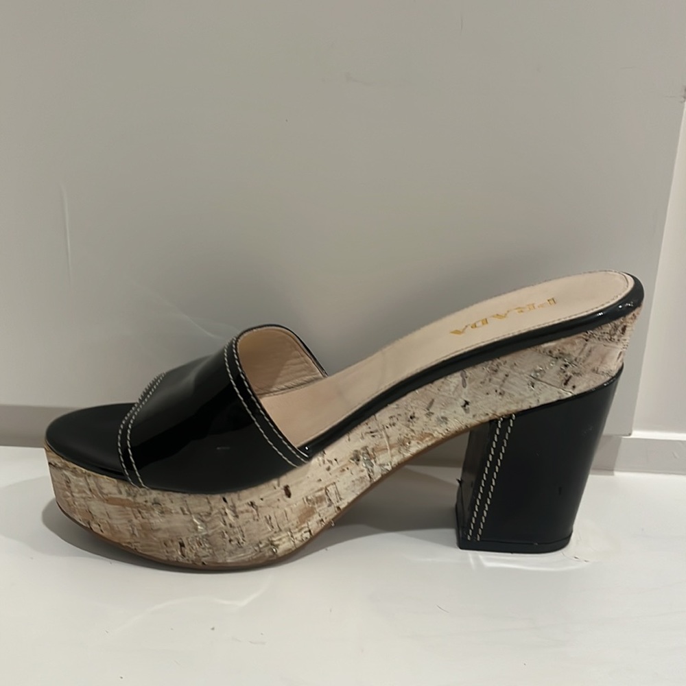 Prada black patent cork heels - Picture 6 of 12